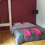 Moderne Original Design Nocleg ze śniadaniem 3*